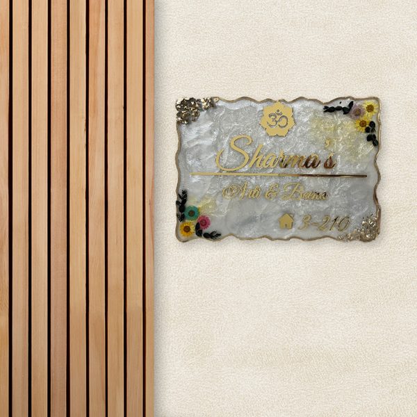 Pearl White and Flower Decorated Resin Nameplate 6
