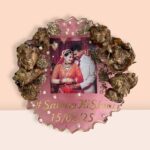 Flowers Decorated Resin Anniversary Gift for Couple