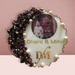 Moon Shaped Rose Decorated Resin Anniversery Gift for Couple 5