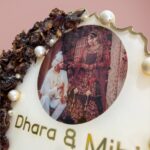 Moon Shaped Rose Decorated Resin Anniversery Gift for Couple 7