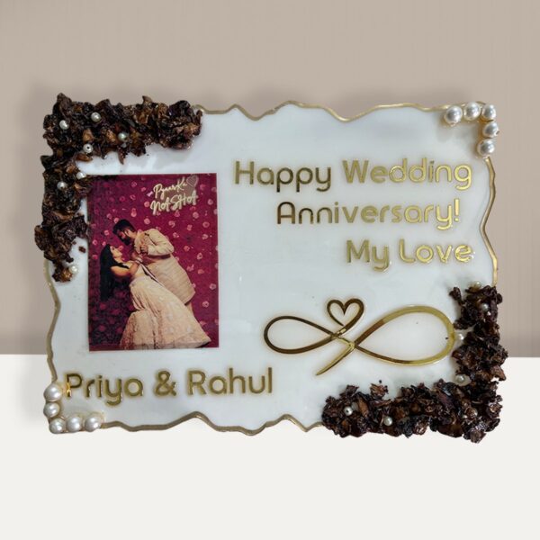 Rose Petal Decorated Resin Anniversary Gift
