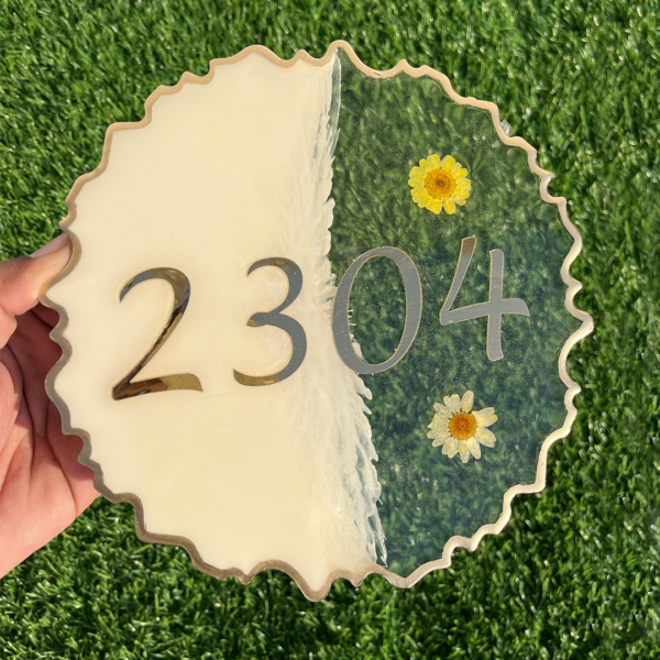 Resin nameplate off white Nameplate Epoxy nameplate Pearl Nameplate Durable Nameplate Waterproof Nameplate Premium Nameplate Trendy Nameplate Decorative Nameplate Customizable Nameplate For Home Resin Nameplate For Home Customized Resin Name Sign for Entrance Flowral theme resin nameplate