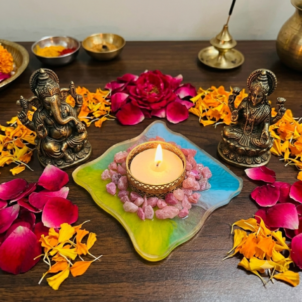 Festive Decor Multicolor Tealight Holder 1
