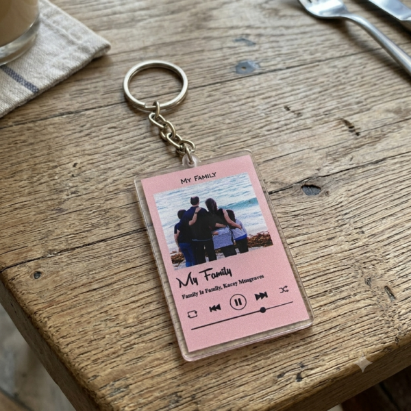 Spotify Theme Family Love Key Chain 1